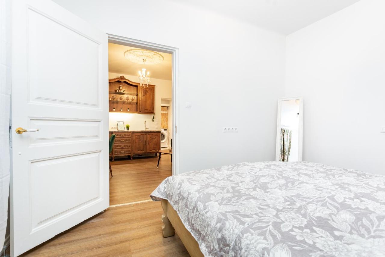 Easyrentals Central Tallinn Apartments By Tallinn University Bagian luar foto